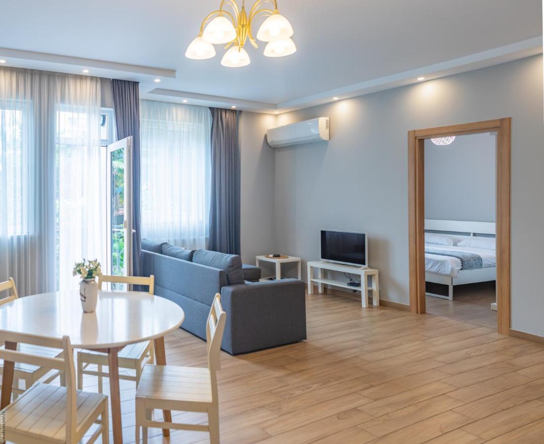 Apartment By The Sheraton Batumi Exteriör bild